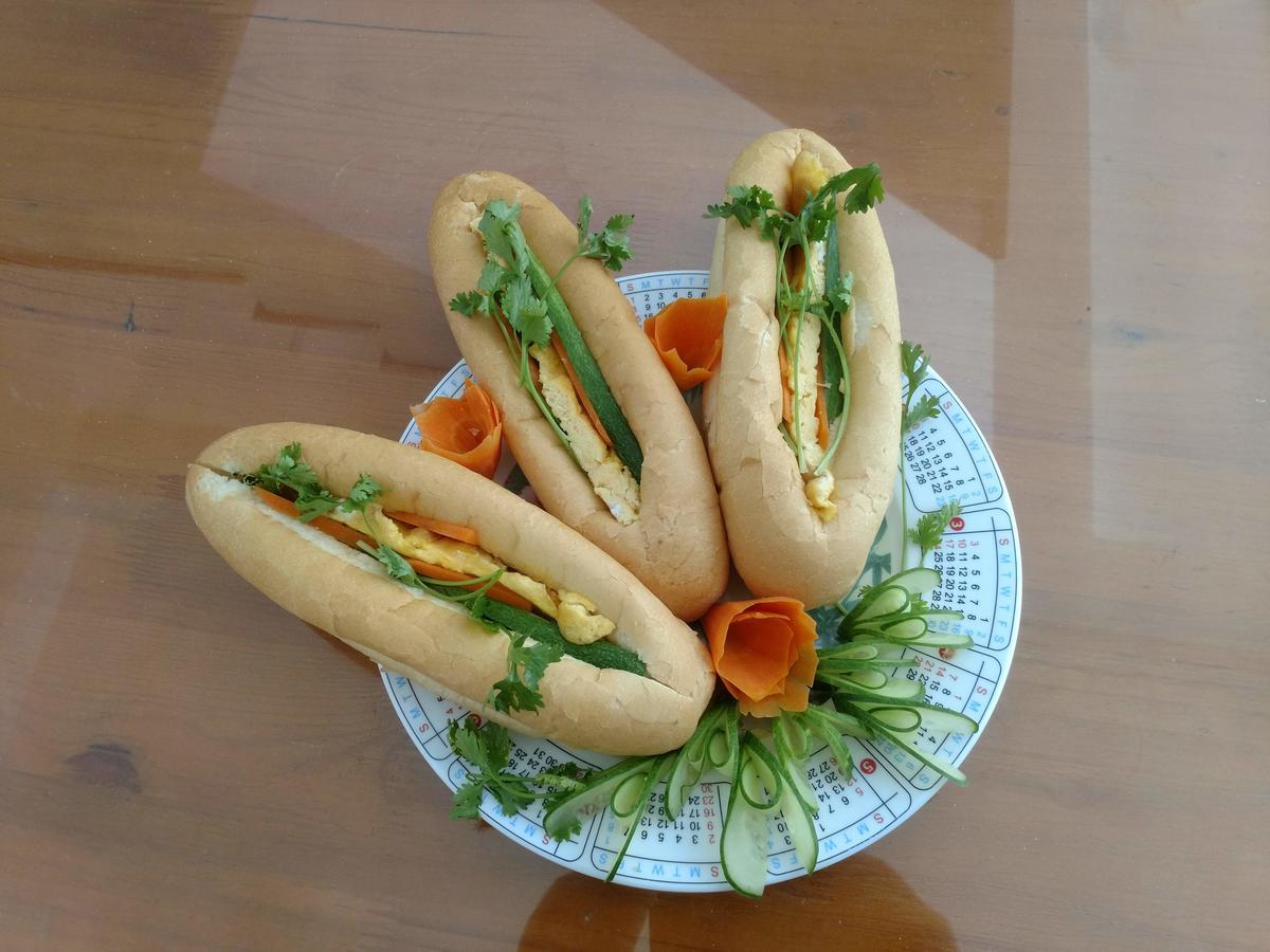 Tuyet'S Homestay นิญบิ่ญ ภายนอก รูปภาพ