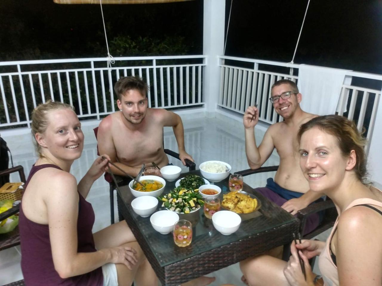 Tuyet'S Homestay นิญบิ่ญ ภายนอก รูปภาพ