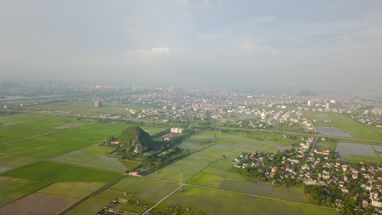 Tuyet'S Homestay นิญบิ่ญ ภายนอก รูปภาพ